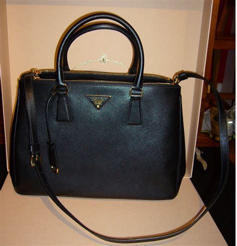 borsa prada saffiano replica|prada purse authenticity.